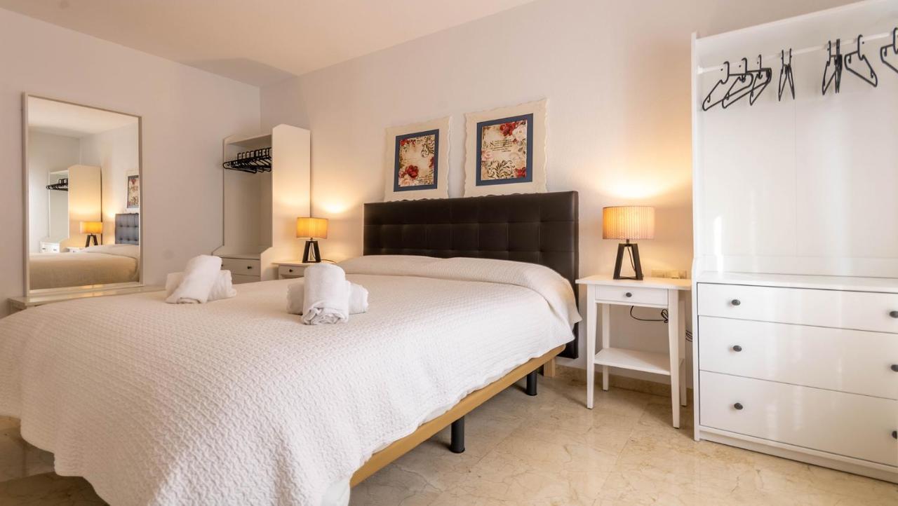Apartamento El Califa - 3 Habitaciones コルドバ エクステリア 写真